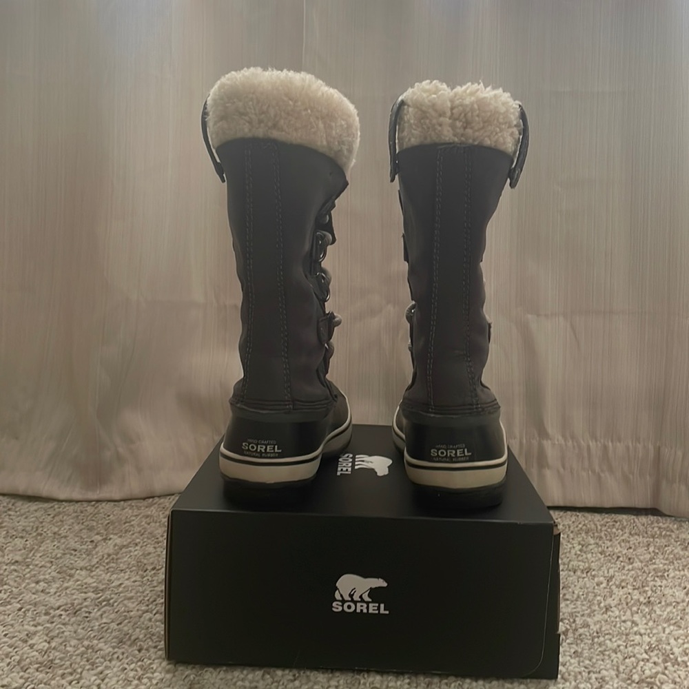 SOREL Snow boots 6.5
